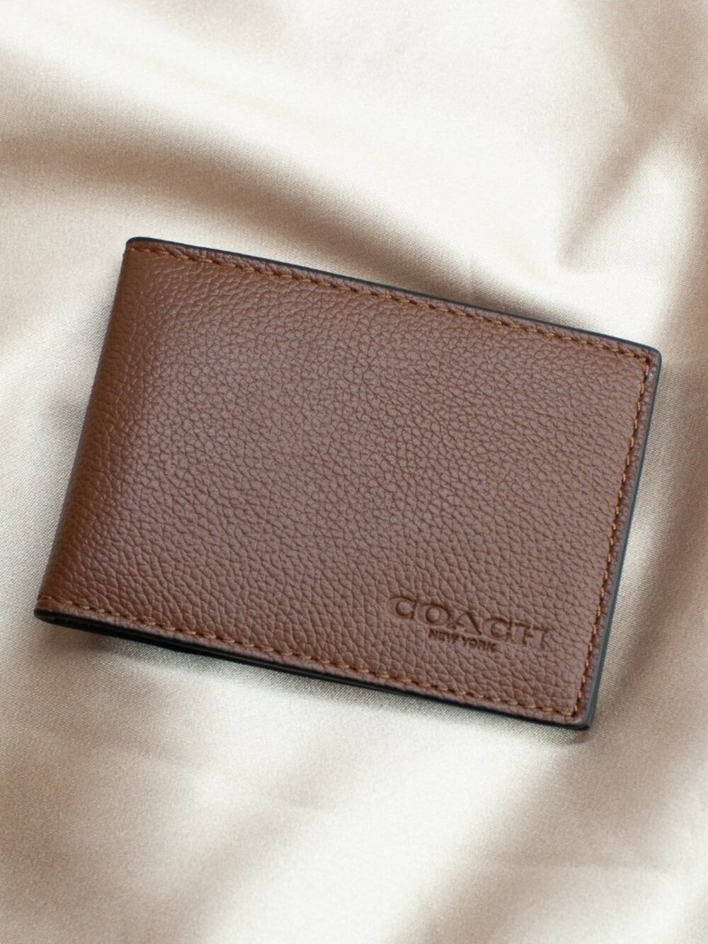 Coach NY Brown Pebbled Leather Compact ID Bifold Wallet NWT Slim Gift Ready